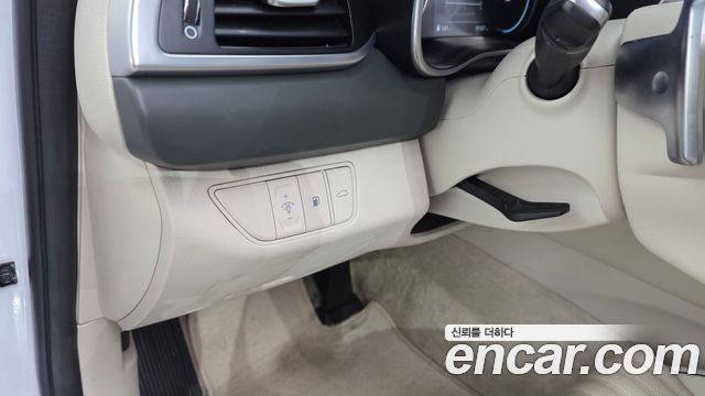 Genesis G70 2022 — photo 25