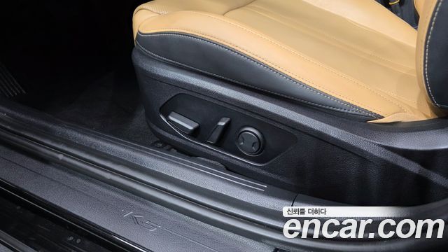Kia K5 2021 — photo 24