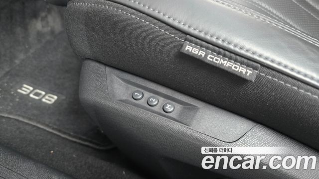 Peugeot 308 2023 — photo 22