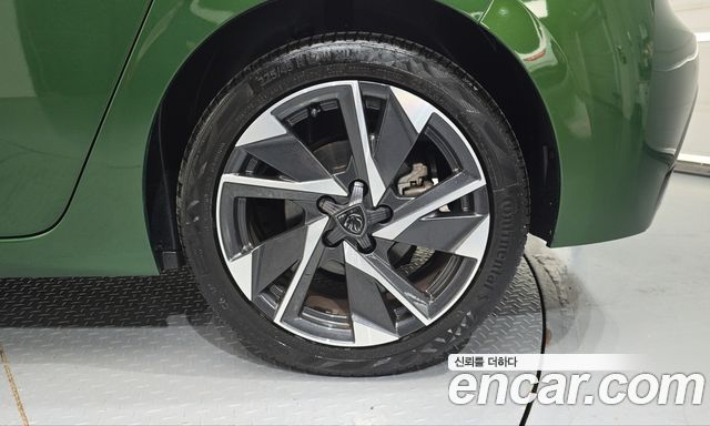 Peugeot 308 2023 — photo 7