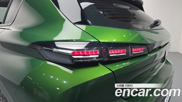 Peugeot 308 2023 — photo 9