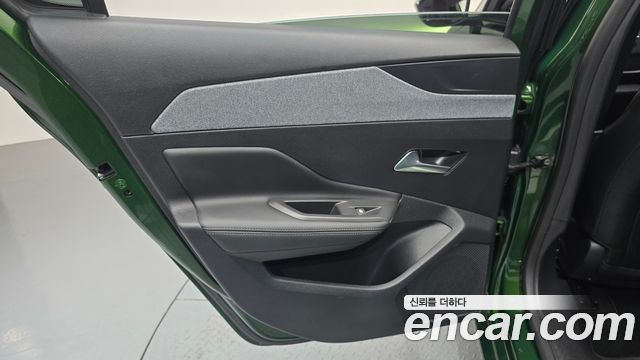 Peugeot 308 2023 — photo 15