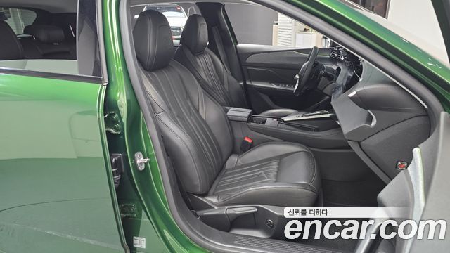 Peugeot 308 2023 — photo 16