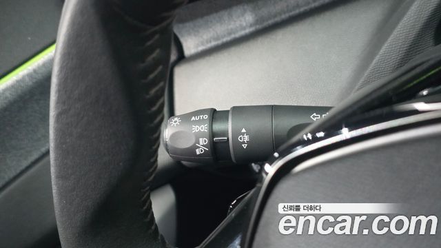 Peugeot 308 2023 — photo 28