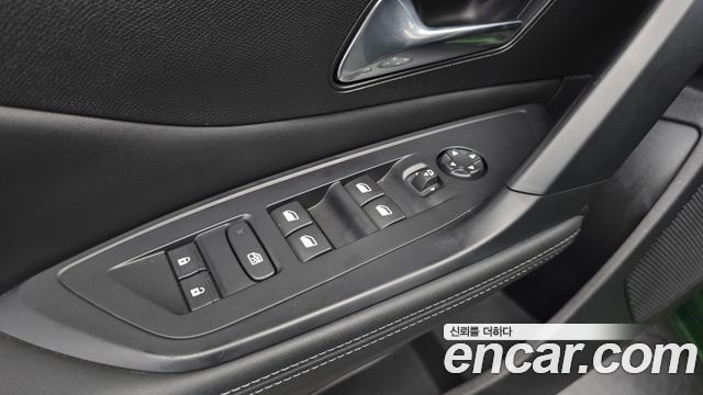 Peugeot 308 2023 — photo 29