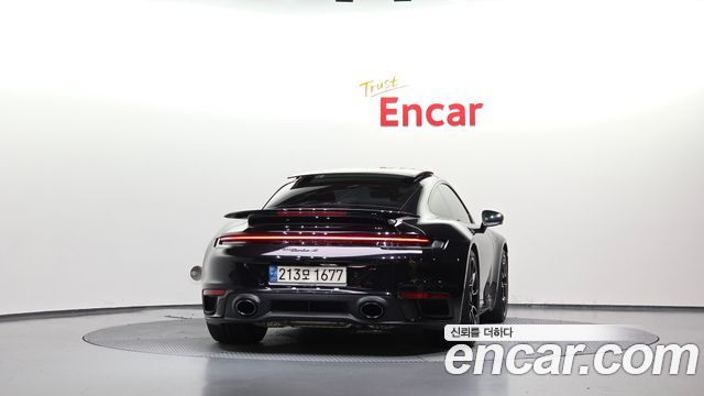 Porsche 911 2022 — photo 4