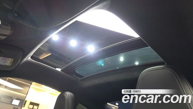 Porsche 911 2022 — photo 19