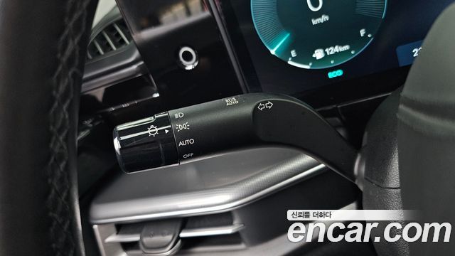Hyundai Grandeur 2023 — photo 28