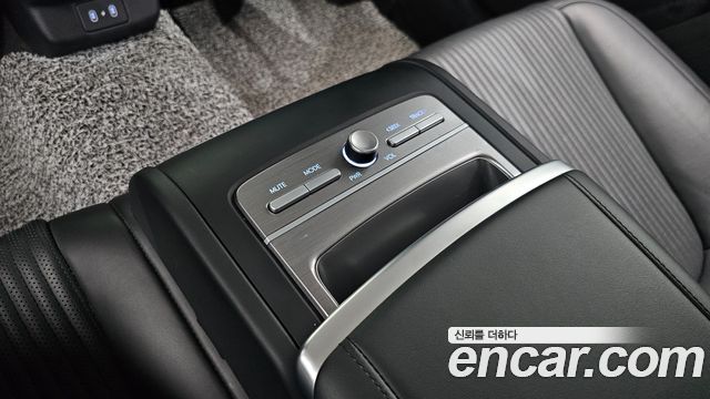 Hyundai Grandeur 2023 — photo 33