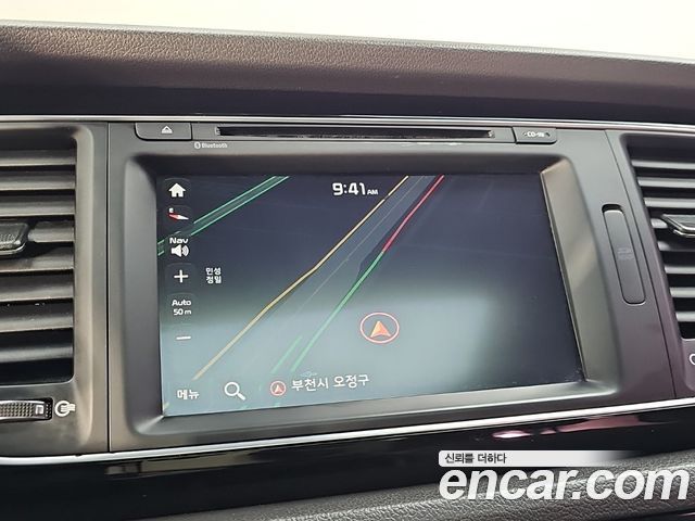 Kia Canival 2015 — photo 13