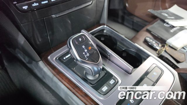 Hyundai Equus 2015 — photo 12