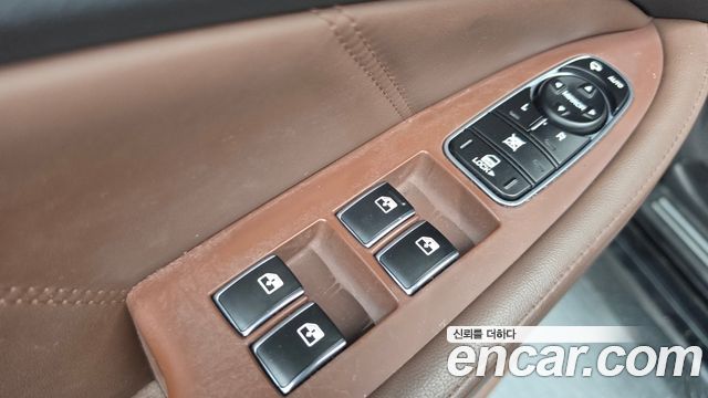 Hyundai Equus 2015 — photo 25