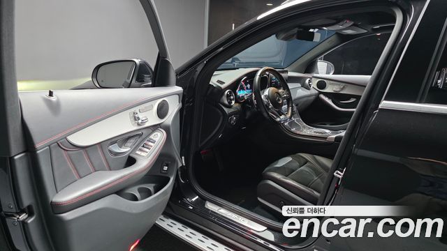 Mercedes-Benz GLC-Class 2022 — photo 13