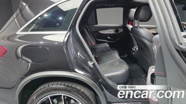 Mercedes-Benz GLC-Class 2022 — photo 17