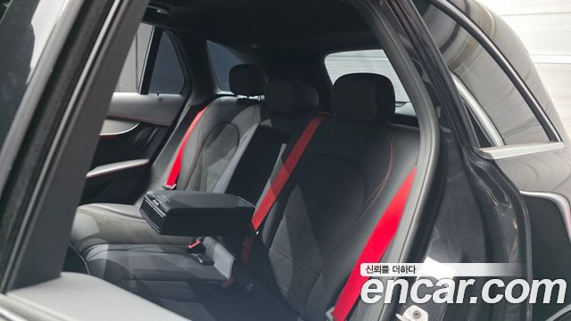Mercedes-Benz GLC-Class 2022 — photo 18