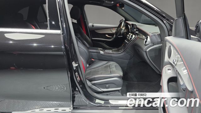 Mercedes-Benz GLC-Class 2022 — photo 16