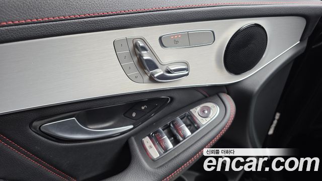 Mercedes-Benz GLC-Class 2022 — photo 27