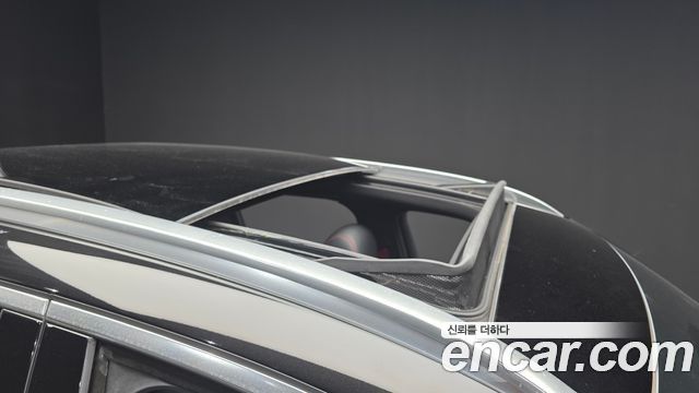 Mercedes-Benz GLC-Class 2022 — photo 28