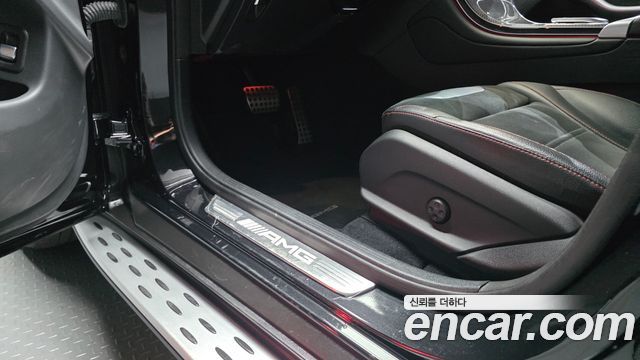 Mercedes-Benz GLC-Class 2022 — photo 35