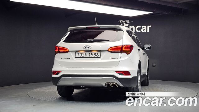 Hyundai Santafe 2016 — photo 4
