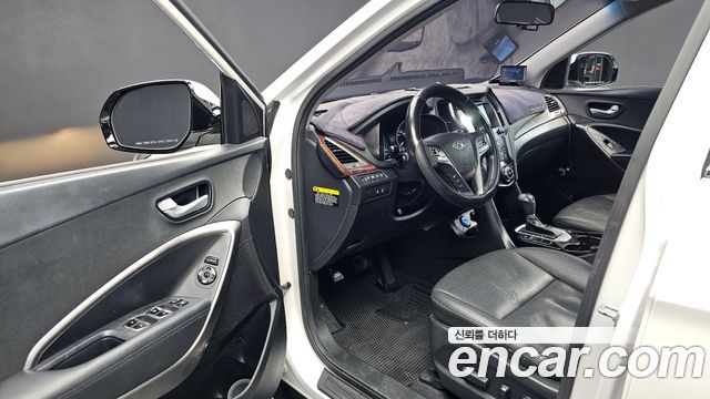 Hyundai Santafe 2016 — photo 10