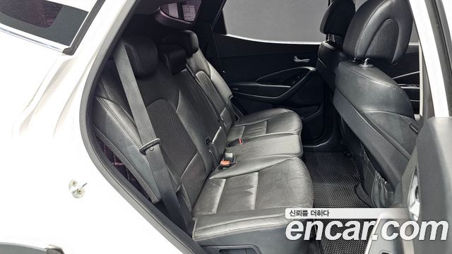 Hyundai Santafe 2016 — photo 11