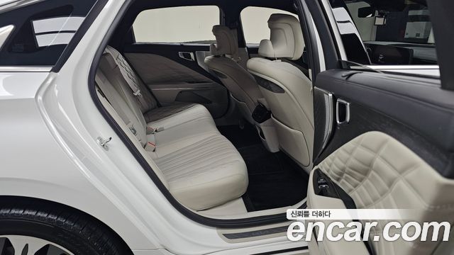 Kia K8 2023 — photo 17
