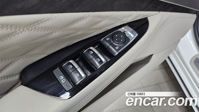 Kia K8 2023 — photo 28