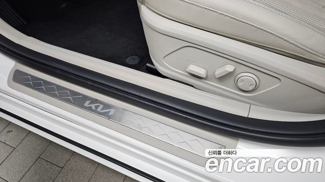 Kia K8 2023 — photo 29