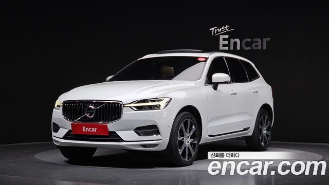 Volvo XC60 2019 — photo 1