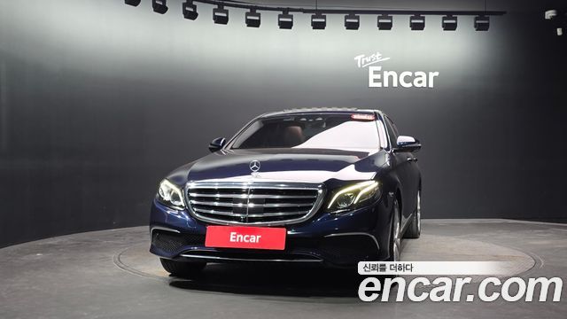 Mercedes-Benz E-Class 2018 — photo 3