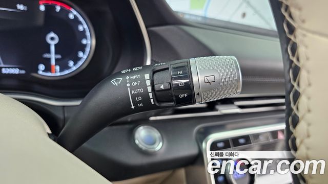 Genesis GV80 2021 — photo 28