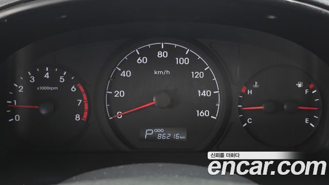 Hyundai Starex 2021 — photo 8