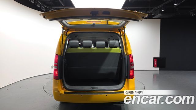 Hyundai Starex 2021 — photo 20