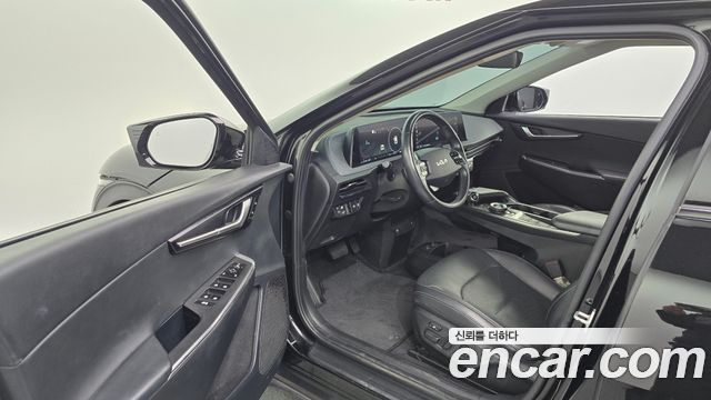Kia EV6 2022 — photo 13