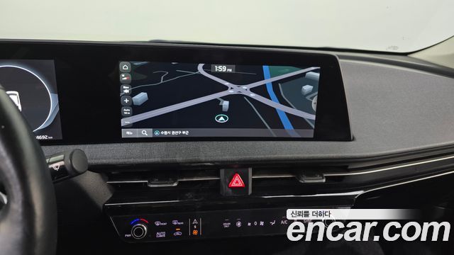 Kia EV6 2022 — photo 18