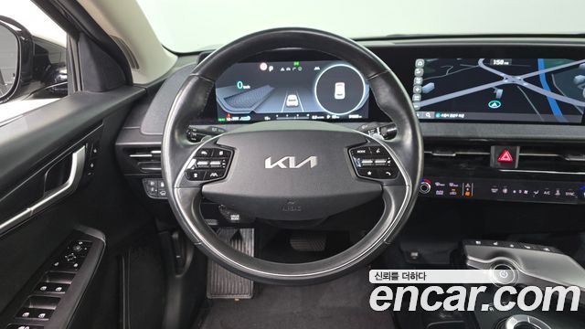Kia EV6 2022 — photo 19