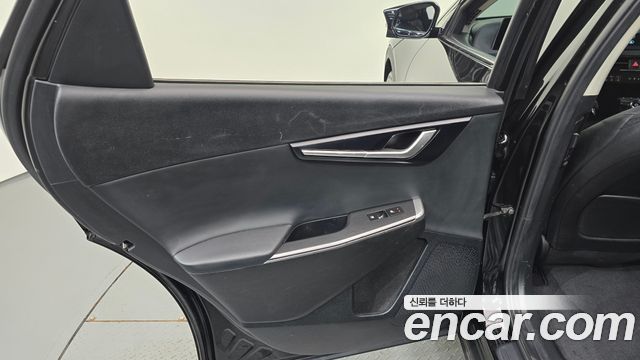 Kia EV6 2022 — photo 15