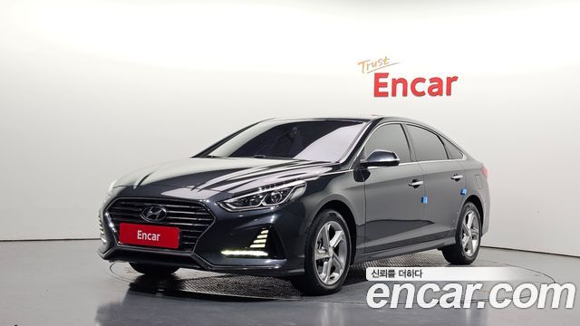 Hyundai Sonata 2019 — photo 1