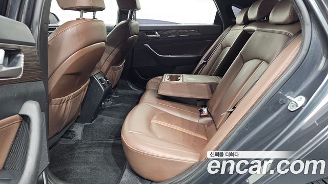 Hyundai Sonata 2019 — photo 11