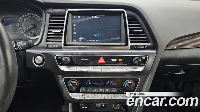 Hyundai Sonata 2019 — photo 16