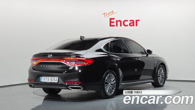 Hyundai Grandeur 2019 — photo 2