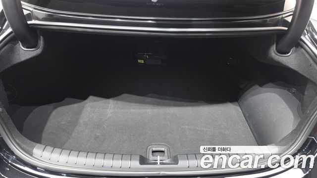 Hyundai Grandeur 2019 — photo 25