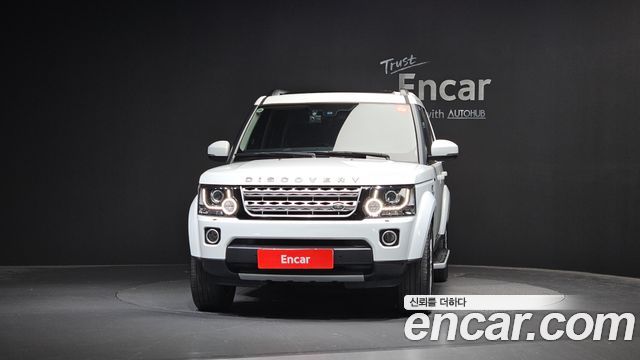 Land Rover Discovery 2016 — photo 3