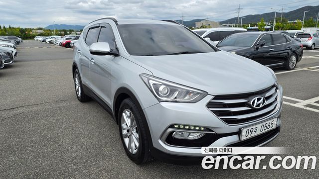 Hyundai Santafe 2016 — photo 3
