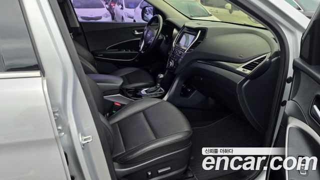 Hyundai Santafe 2016 — photo 9