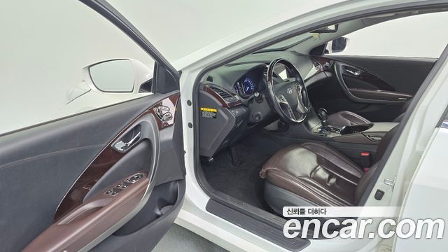 Hyundai Grandeur 2013 — photo 13