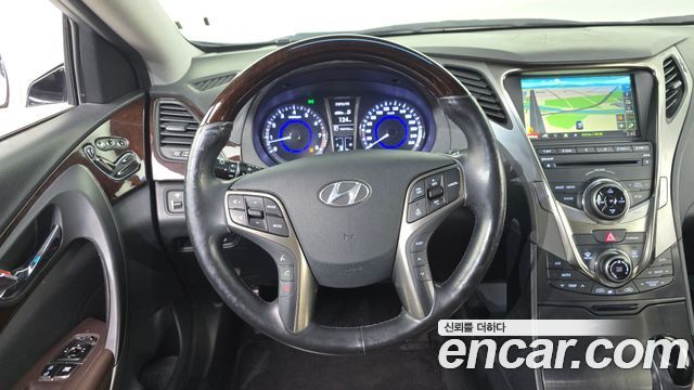 Hyundai Grandeur 2013 — photo 18