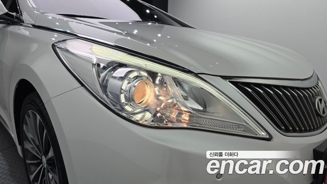 Hyundai Grandeur 2013 — photo 8