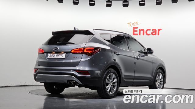 Hyundai Santafe 2016 — photo 2